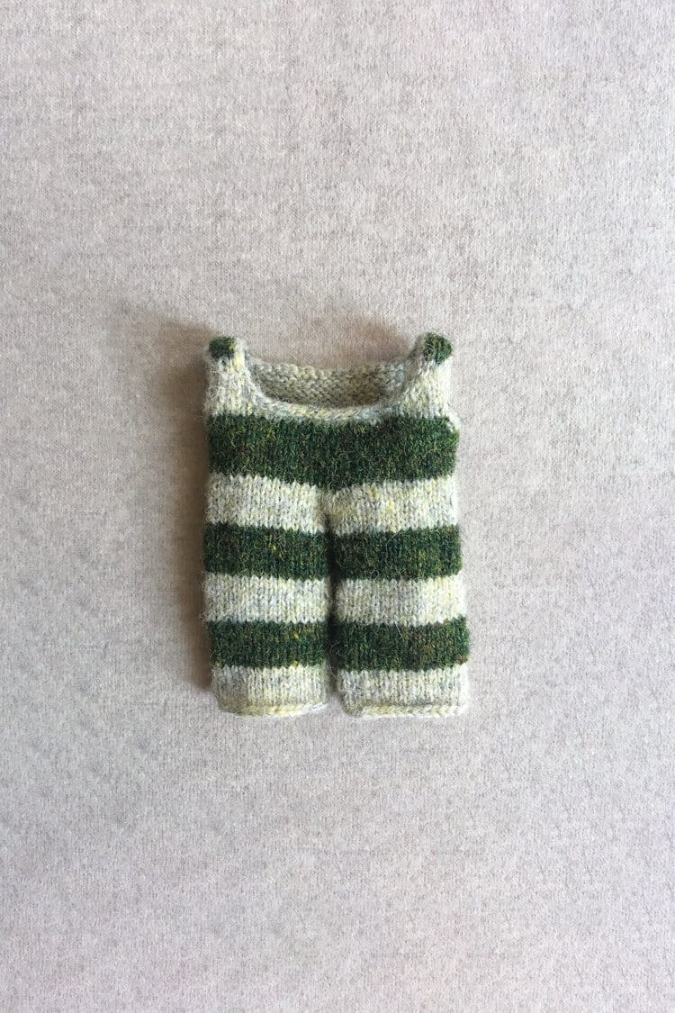 Tiny Knitted Clothing