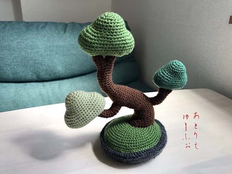 Knitted Bonsai by atelier Euph