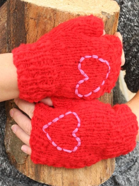 Knitted mittens